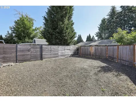 374 NE 34th Place Hillsboro OR 97124