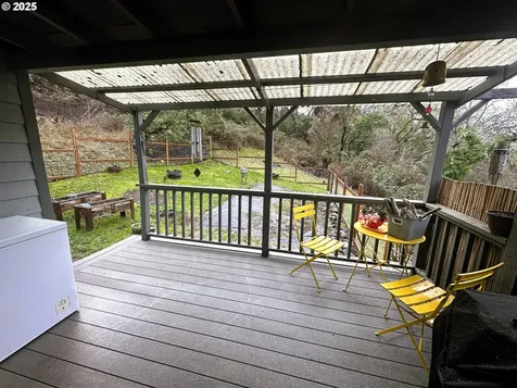 1520 NE Winter Street Roseburg OR 97470