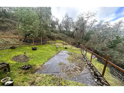 1520 NE Winter Street Roseburg OR 97470