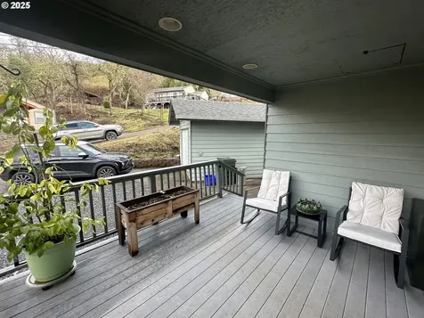 1520 NE Winter Street Roseburg OR 97470