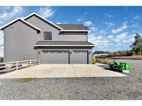 6550 NE Memory Lane Yamhill OR 97148