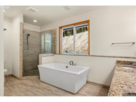 15043 NW Orchard View Road Mcminnville OR 97128