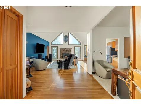 15043 NW Orchard View Road Mcminnville OR 97128