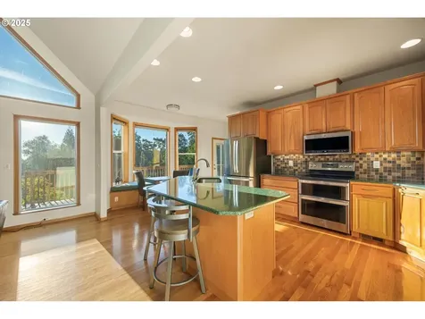 15043 NW Orchard View Road Mcminnville OR 97128