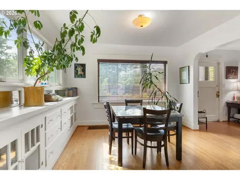 3219 SE Francis Street Portland OR 97202