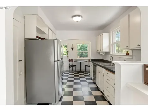 3219 SE Francis Street Portland OR 97202