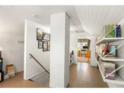 3219 SE Francis Street Portland OR 97202