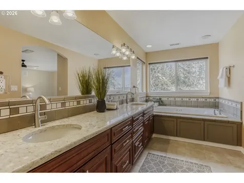 13543 SW Lauren Lane Tigard OR 97223