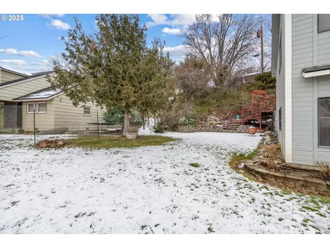 1221 NW Horn Avenue Pendleton OR 97801