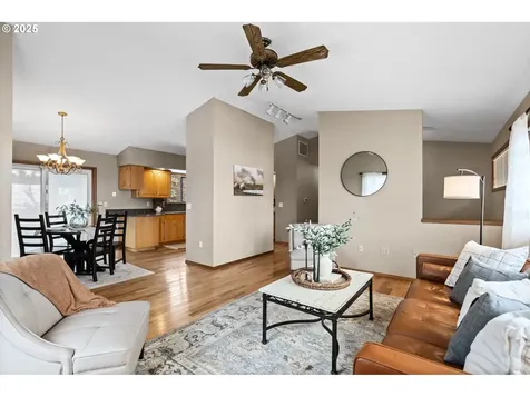 1221 NW Horn Avenue Pendleton OR 97801