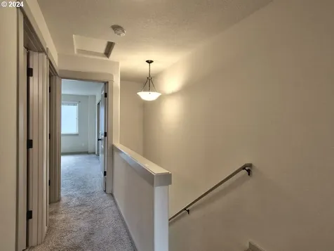 7728 NE Julie Ann Lane Hillsboro OR 97124