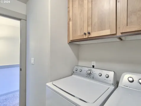 7728 NE Julie Ann Lane Hillsboro OR 97124