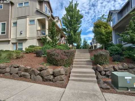 7728 NE Julie Ann Lane Hillsboro OR 97124
