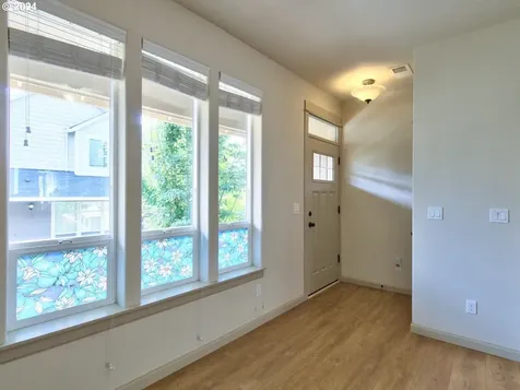 7728 NE Julie Ann Lane Hillsboro OR 97124