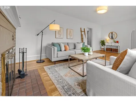 2933 NE 27th Avenue Portland OR 97212