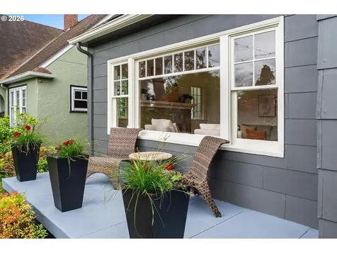 2933 NE 27th Avenue Portland OR 97212