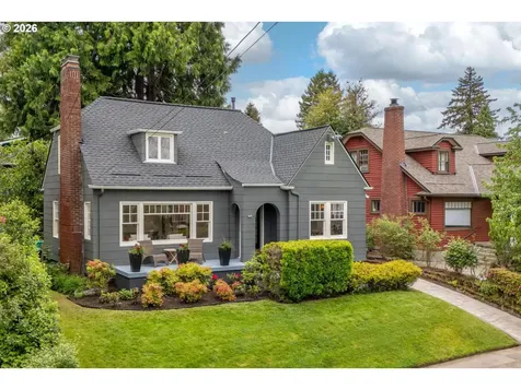 2933 NE 27th Avenue Portland OR 97212