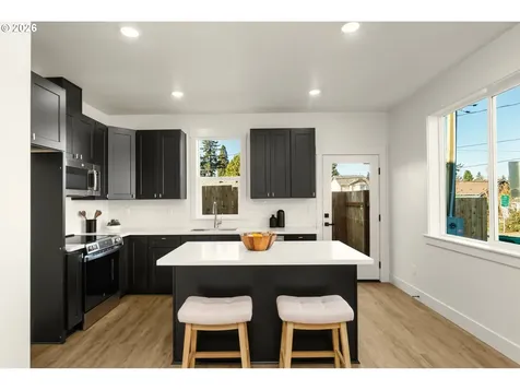 5224 SE Knapp Street Portland OR 97206