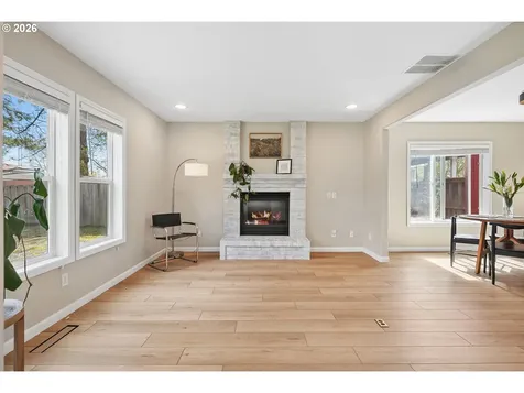 358 SE 69th Avenue Hillsboro OR 97123