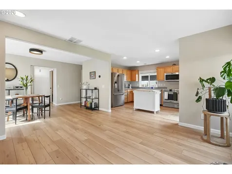 358 SE 69th Avenue Hillsboro OR 97123