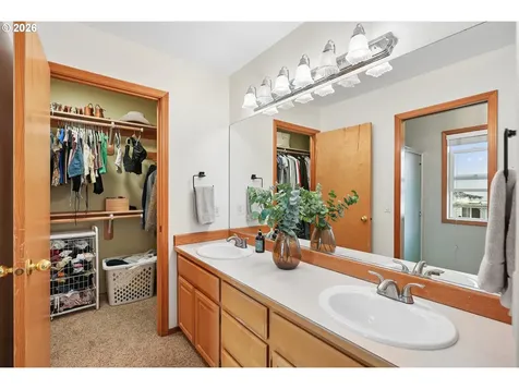 358 SE 69th Avenue Hillsboro OR 97123