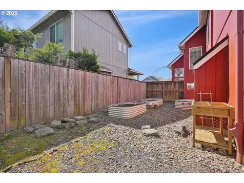 358 SE 69th Avenue Hillsboro OR 97123