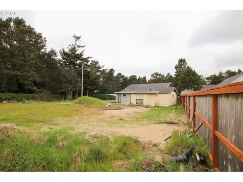 1120 Rhododendron Drive Florence OR 97439