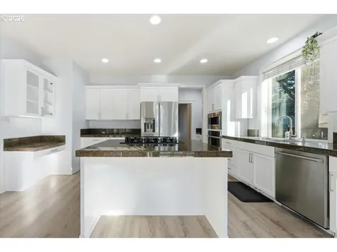 3775 NW Hilton Head Terrace Portland OR 97229