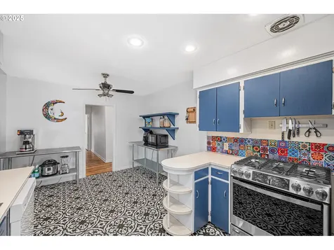 1770 SE Miller Avenue Dallas OR 97338