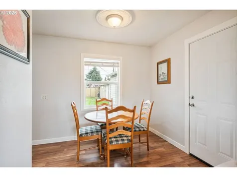 324 Colorado Street Longview WA 98632