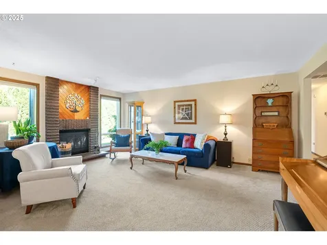 3358 SE Roanoke Court Hillsboro OR 97123