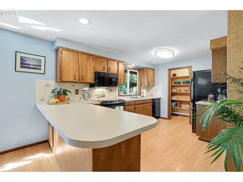 3358 SE Roanoke Court Hillsboro OR 97123