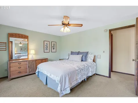 3358 SE Roanoke Court Hillsboro OR 97123