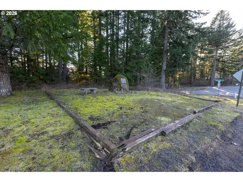 Loop Road Stevenson WA 98648