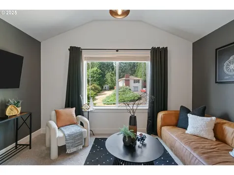 14132 Cleveland Street Oregon City OR 97045