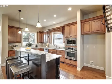 9730 SW Alabama Street Tualatin OR 97062