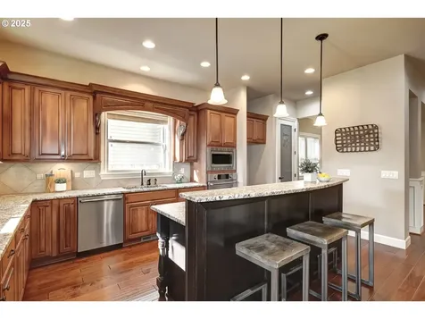 9730 SW Alabama Street Tualatin OR 97062