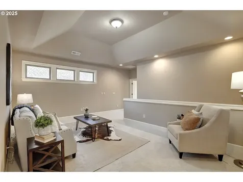 9730 SW Alabama Street Tualatin OR 97062