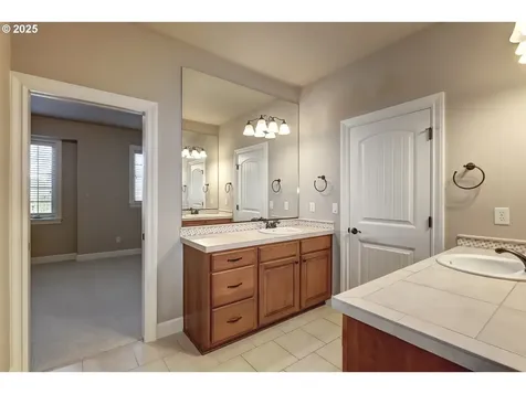 9730 SW Alabama Street Tualatin OR 97062