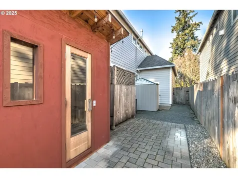 9730 SW Alabama Street Tualatin OR 97062