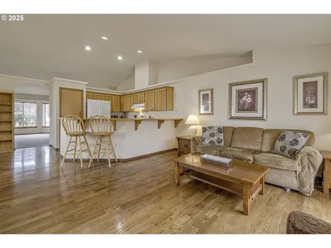 272 NE Lenox Street Hillsboro OR 97124