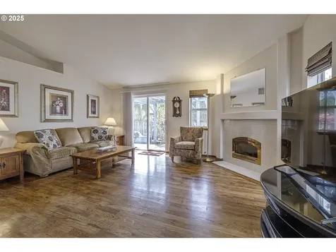 272 NE Lenox Street Hillsboro OR 97124
