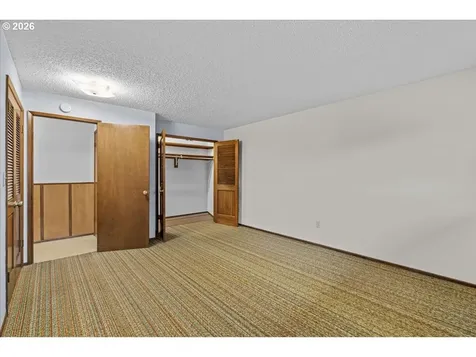 12721 SE 352nd Avenue Boring OR 97009