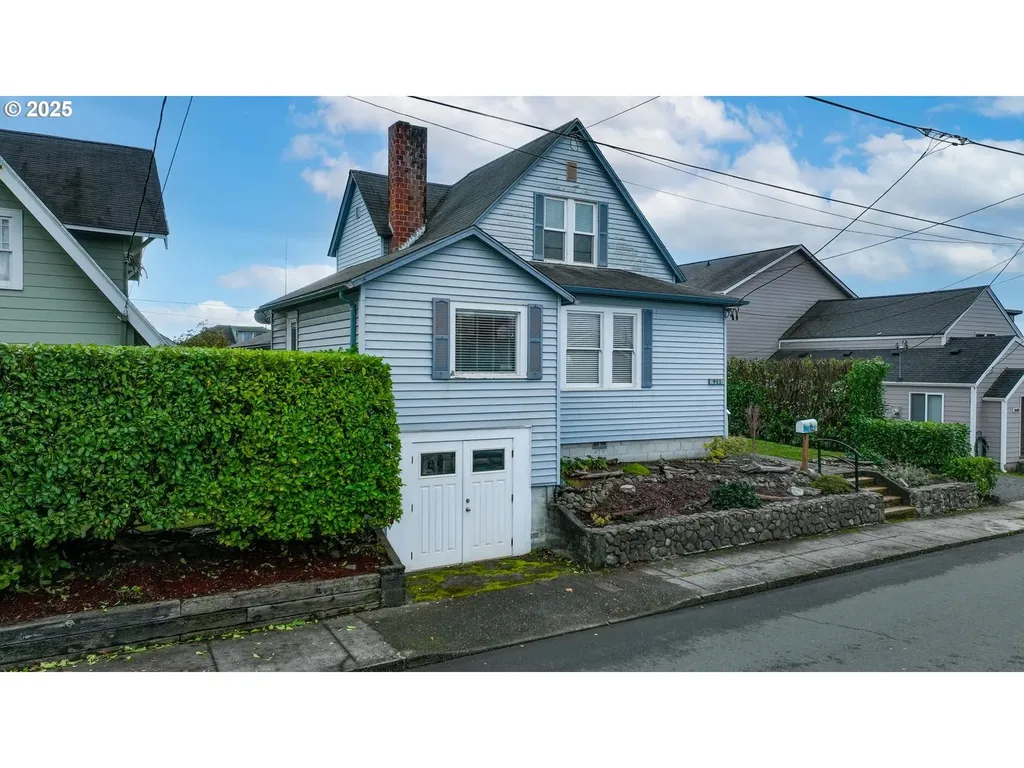 911 1st Avenue Seaside OR 97138