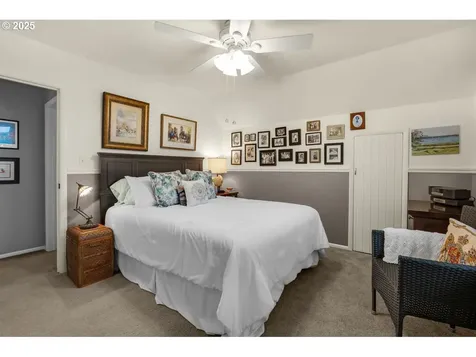 911 1st Avenue Seaside OR 97138