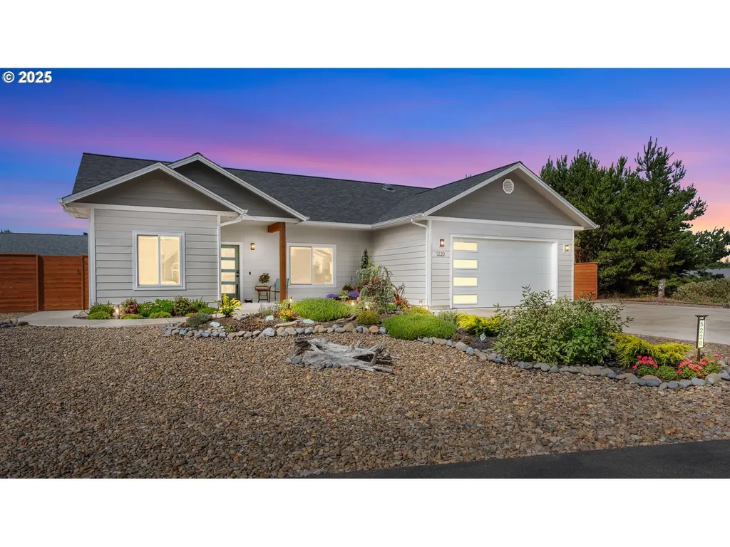 5220 Dunewood Drive Florence OR 97439