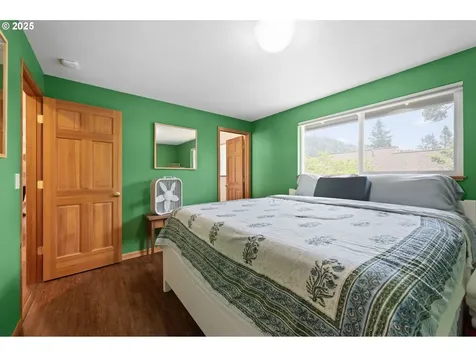 1482 SW 5th Place Gresham OR 97080