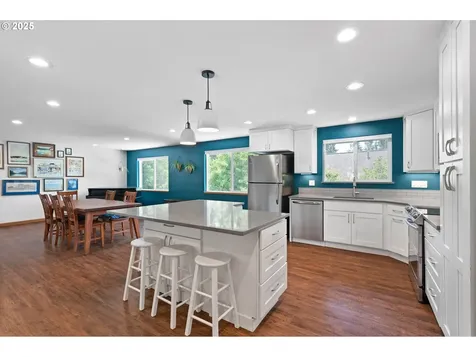1482 SW 5th Place Gresham OR 97080