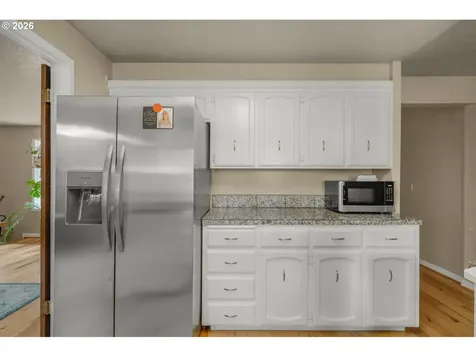 5770 SW Cranberry Court Beaverton OR 97007