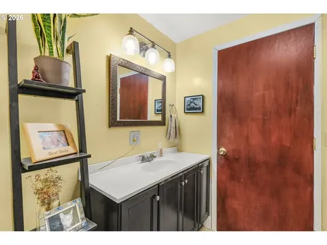 5770 SW Cranberry Court Beaverton OR 97007